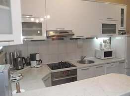 Apartment Plaza