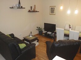 Apartment Plaza