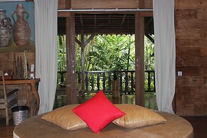 Kropak Canggu