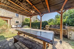 Farmhouse in Carpegna With Private Pool