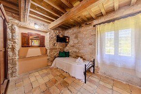 Farmhouse in Carpegna With Private Pool