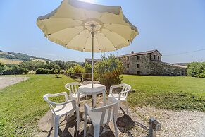Farmhouse in Carpegna With Private Pool