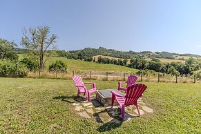 Farmhouse in Carpegna With Private Pool