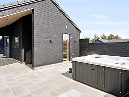 5 Star Holiday Home in Romo