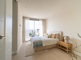 Sunny Villa by Platja Ardiaca