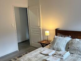 Stylish Stay in Central Sedan