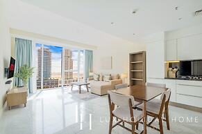 LUX  Pad Executive Suite Canal View 5