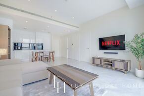 LUX  Pad Executive Suite Canal View 5