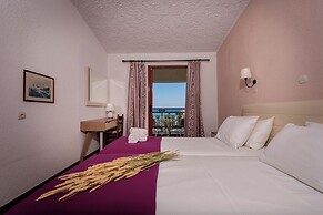 Iliessa Beach Hotel