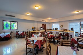 Iliessa Beach Hotel
