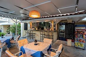 Iliessa Beach Hotel