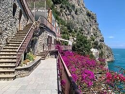 VILLA LE BASTE