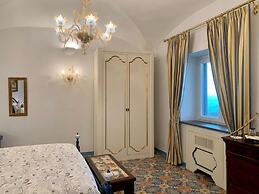 VILLA LE BASTE