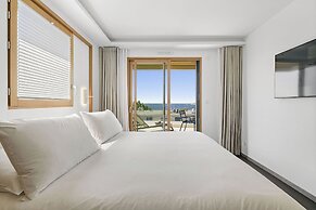 Novaya Suites
