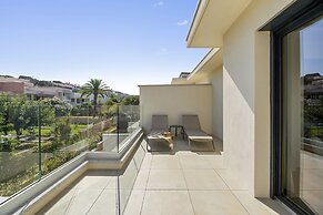 Novaya Suites