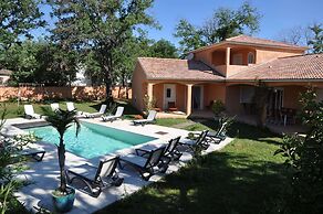 Villa in Moriani-plage With Sea View