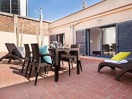 Penthouse in Barcelona With Large Terrace