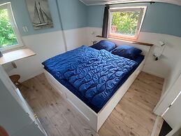 Relax Cozy Dirkshorn Stay