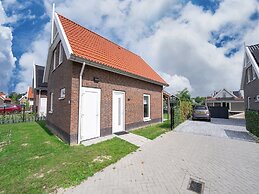 Holiday Home Between Rotterdam and Zeeland