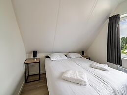 Holiday Home Between Rotterdam and Zeeland