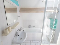 Nice Holiday Home Near Beach