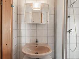 Relaxed Countryside Comfort