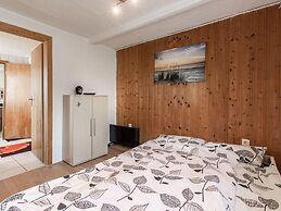 Relaxed Countryside Comfort