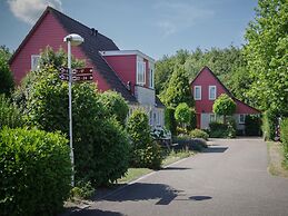 Spacious Holiday Home With Garden