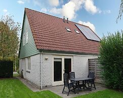 Spacious Holiday Home With Garden