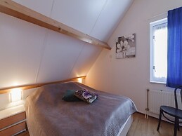 Spacious Holiday Home With Garden