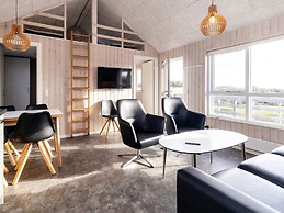 Peaceful Cabin in Camping Resort