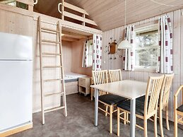 Cozy Cabin in Camping Resort