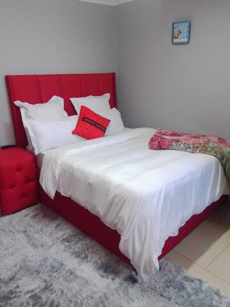 Queens & Kings Guest House