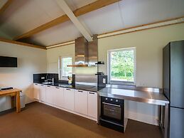 Pet Friendly & Peaceful Stay