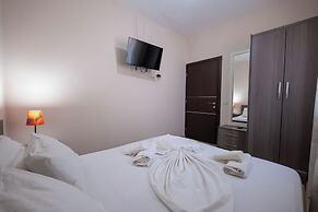 Hotel Erioni