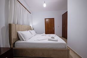 Hotel Erioni