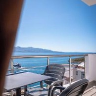 Hotel Erioni