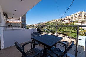 Hotel Erioni