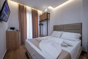 Hotel Erioni