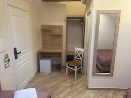ATTIC ROOM