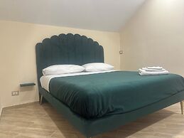 ATTIC ROOM