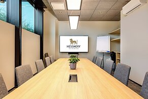Hessnery Hotel