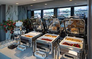 Lunet Old City Hotel