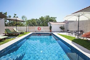 Peponas Residence