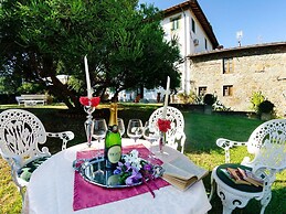 Villa in Uzzano With Private Pool & Garden