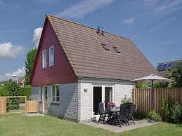 Nice Holiday Home Near Beach