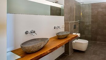 The Villas by LXRYHOME