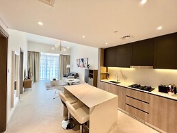 Waves - Comfortable JVC Apt with Balcony
