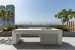 Waves - Comfortable JVC Apt with Balcony