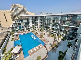 Waves - Comfortable JVC Apt with Balcony